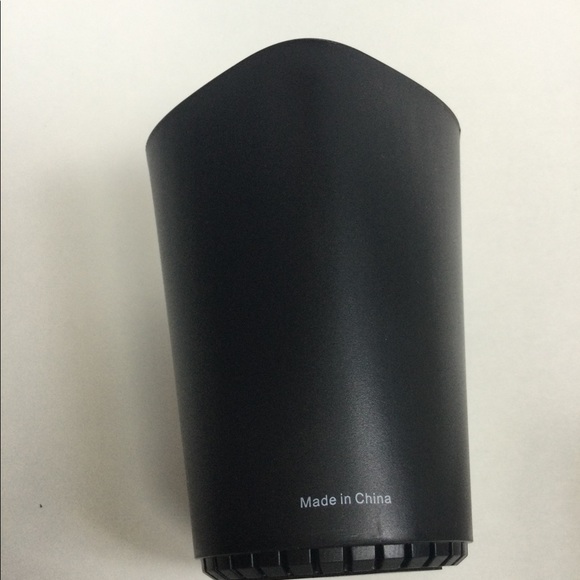 Vehicle USB Multi Device Charger - Picture 3 of 4